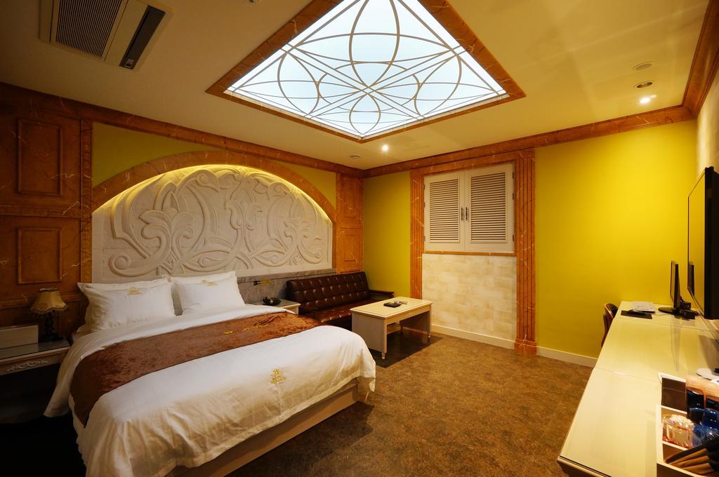 Dongtan Hotel Windsor Hwaseong Room photo